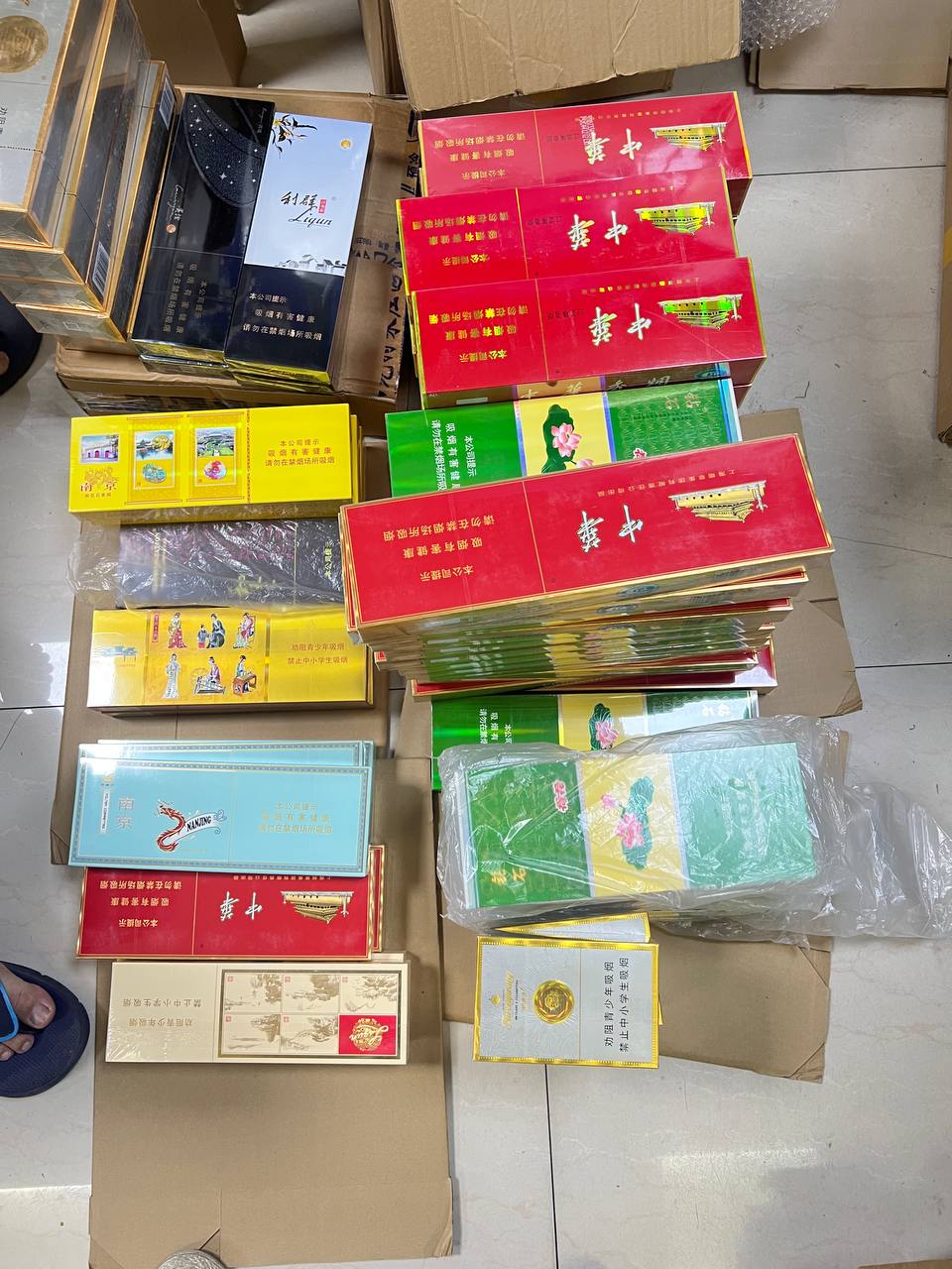 法国裸体性伦电影巜青涩禁果メイリン モデルコレクシ18🈲高清在线观看